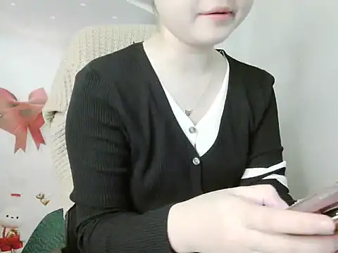 Snapshot of leisure_crime23 chatting on 11-09-25, 06:39 leisure crime23 online show from 11-09-25, 06:39