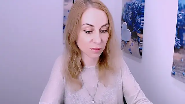 Snapshot of Create_your_own_sun chatting on 11-09-25, 02:15 Create your own sun online show from 11-09-25, 02:15