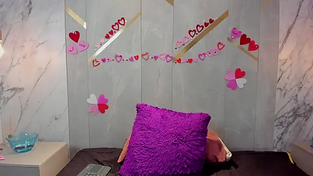 IsisNoir online show from 03-02-26, 12:45