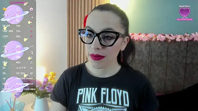 IsisNoir online show from 04-22-26, 12:39