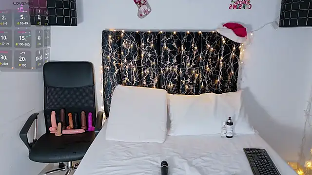 evvaa moon69 online show from 12-19-25, 12:34