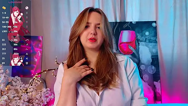 Snapshot of LucilleMcBride chatting on 11-14-25, 07:07 LucilleMcBride online show from 11-14-25, 07:07