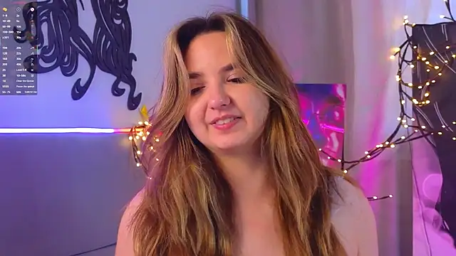 Snapshot of LucilleMcBride chatting on 12-14-25, 07:25 LucilleMcBride online show from 12-14-25, 07:25