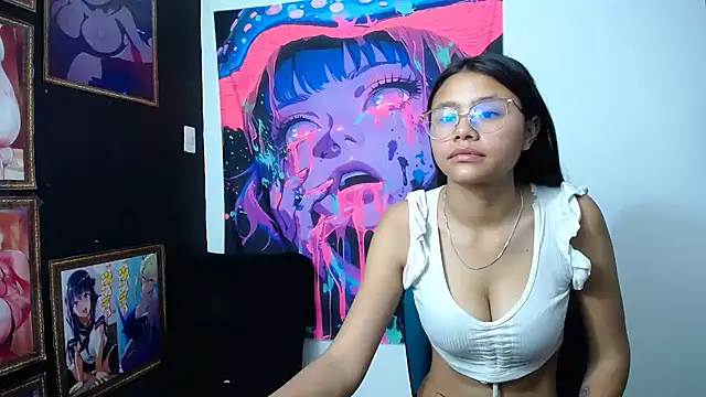SofieLove 01 online show from 11-18-25, 07:02