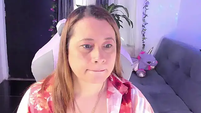 Snapshot of milagros_latina75 chatting on 11-24-25, 03:56 milagros latina75 online show from 11-24-25, 03:56