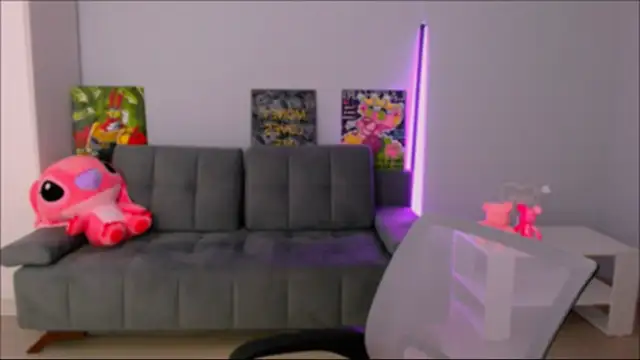 queenofthesense  online show from 10-30-25, 04:08