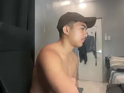 pinoyAdrianneXXX online show from 07-15-26, 09:47