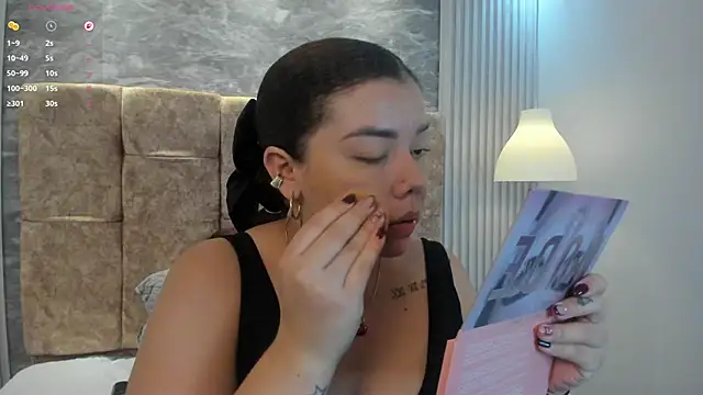 leilapons online show from 11-14-25, 05:44