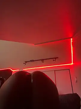 Mercedeszzz online show from 02-20-26, 10:54