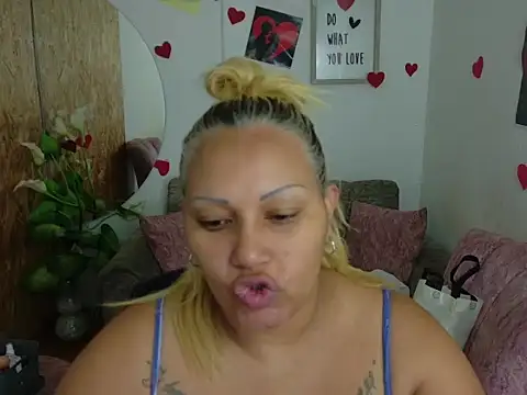 laleska montenegro online show from 02-03-26, 04:32