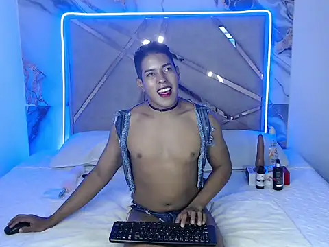 Boy-X- online show from 09-28-25, 05:29