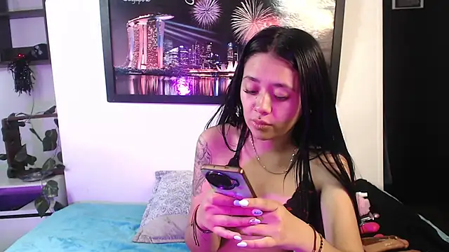 hellenngp online show from 11-06-25, 07:48