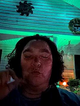 Snapshot of lil-gemini-hippy chatting on 08-02-26, 05:28 lil-gemini-hippy online show from 08-02-26, 05:28