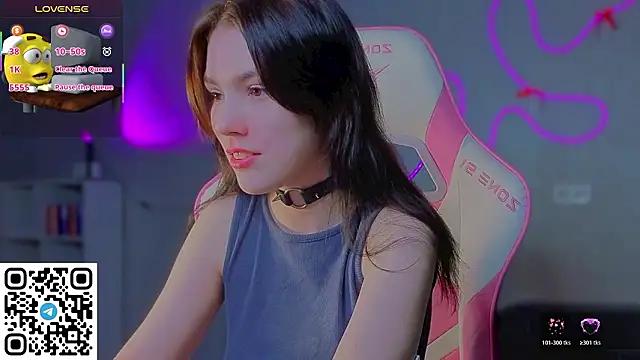 Snapshot of Sophie_SkyAngel chatting on 02-26-26, 06:29 Sophie SkyAngel online show from 02-26-26, 06:29