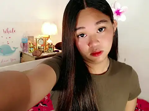 Snapshot of Malia_cummer chatting on 12-02-25, 11:11 Malia cummer online show from 12-02-25, 11:11