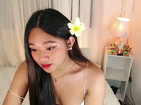 Snapshot of Malia_cummer chatting on 06-03-26, 02:33 Malia cummer online show from 06-03-26, 02:33