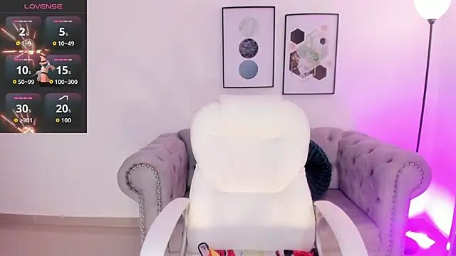 Sharon breezee online show from 10-31-25, 02:12