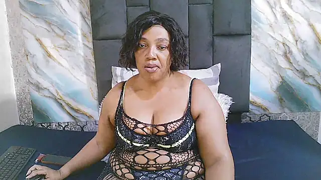 Snapshot of SexyKiarah chatting on 12-03-25, 08:45 SexyKiarah online show from 12-03-25, 08:45