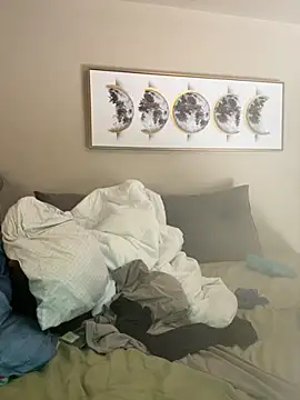 Snapshot of petalsexy chatting on 10-28-25, 04:53 petalsexy online show from 10-28-25, 04:53