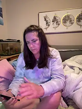 Snapshot of petalsexy chatting on 11-07-25, 04:40 petalsexy online show from 11-07-25, 04:40