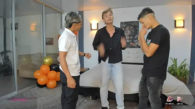 Bisexlifehot   online show from 11-21-25, 11:03