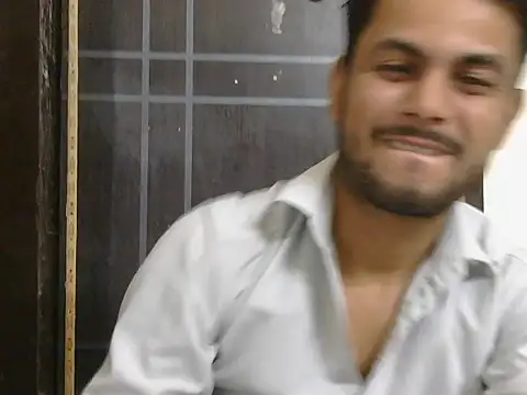 Snapshot of ursdreamperson chatting on 05-12-26, 01:03 ursdreamperson online show from 05-12-26, 01:03