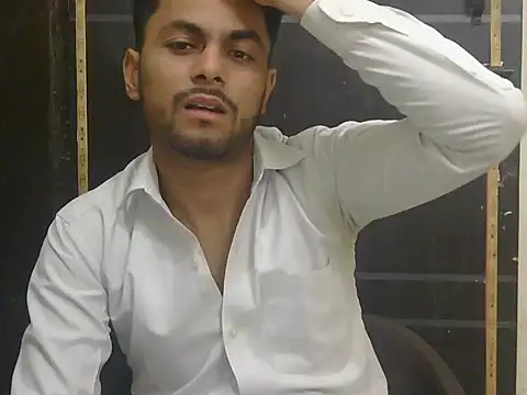 Snapshot of ursdreamperson chatting on 05-30-26, 01:14 ursdreamperson online show from 05-30-26, 01:14