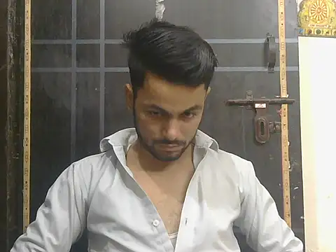 Snapshot of ursdreamperson chatting on 06-02-26, 12:56 ursdreamperson online show from 06-02-26, 12:56