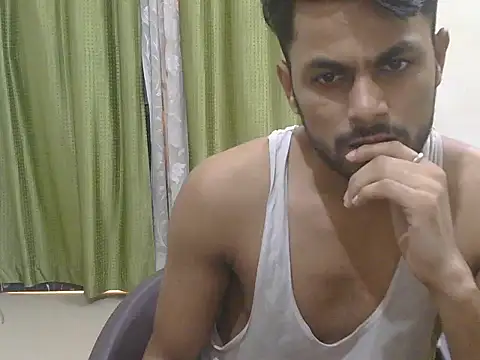 Snapshot of ursdreamperson chatting on 06-05-26, 06:52 ursdreamperson online show from 06-05-26, 06:52