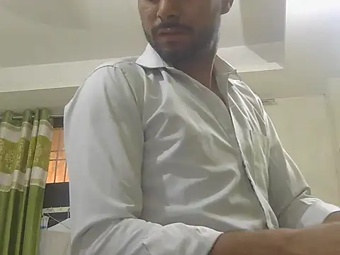 Snapshot of ursdreamperson chatting on 06-06-26, 12:49 ursdreamperson online show from 06-06-26, 12:49