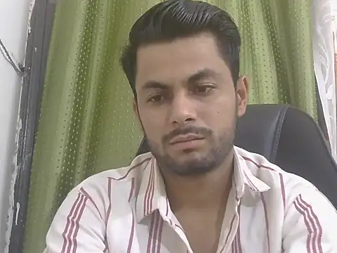 Snapshot of ursdreamperson chatting on 07-11-26, 02:25 ursdreamperson online show from 07-11-26, 02:25
