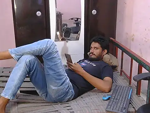 krishjaat43 online show from 04-12-26, 03:50