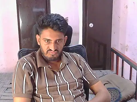 Snapshot of krishjaat43 chatting on 04-27-26, 01:31 krishjaat43 online show from 04-27-26, 01:31