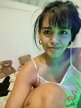 Snapshot of angelly__kate chatting on 03-11-26, 04:18 angelly kate online show from 03-11-26, 04:18