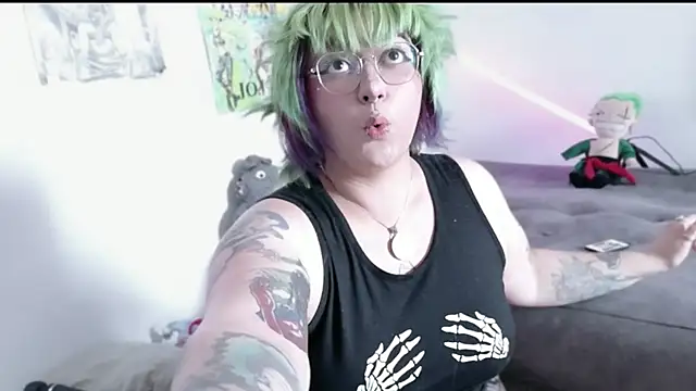 XxGreenGoodxX online show from 04-24-26, 07:49