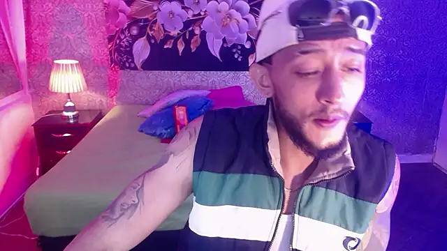 jonas conor online show from 11-25-25, 07:47