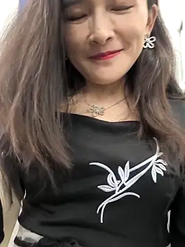 Snapshot of wsyx326 chatting on 09-23-25, 06:05 wsyx326 online show from 09-23-25, 06:05