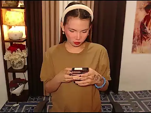 Snapshot of TemptationofANNA chatting on 12-05-25, 12:36 TemptationofANNA online show from 12-05-25, 12:36