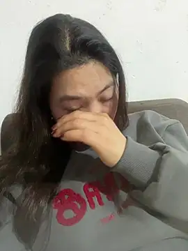 Snapshot of Nhung584 chatting on 02-17-26, 03:40 Nhung584 online show from 02-17-26, 03:40