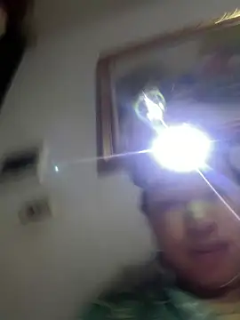 Snapshot of Nhung584 chatting on 04-13-26, 02:00 Nhung584 online show from 04-13-26, 02:00