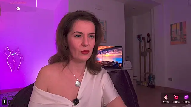 Snapshot of Witch_in_Silk chatting on 11-05-25, 05:46 Witch in Silk online show from 11-05-25, 05:46