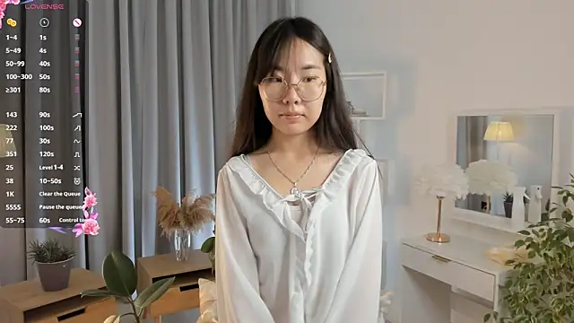 UdelaDodson online show from 09-14-25, 03:11