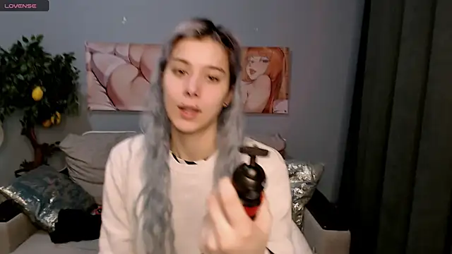 Snapshot of SophieAsh chatting on 10-09-25, 07:06 SophieAsh online show from 10-09-25, 07:06