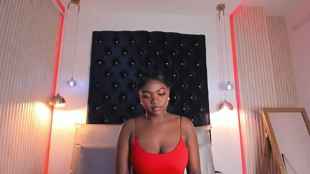 DahianaLopez  online show from 04-27-26, 11:52