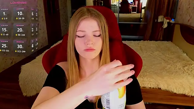 Jenny Skinner20 online show from 04-25-26, 04:04