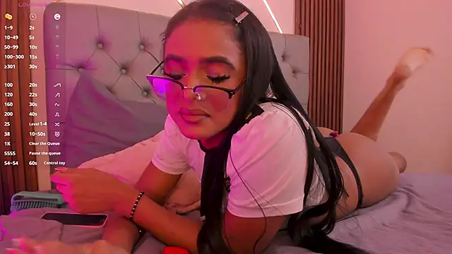 Anyeliin miller online show from 03-11-26, 01:39