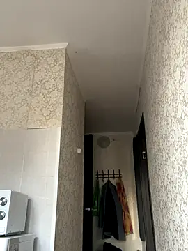 Kiravix online show from 10-15-25, 04:01