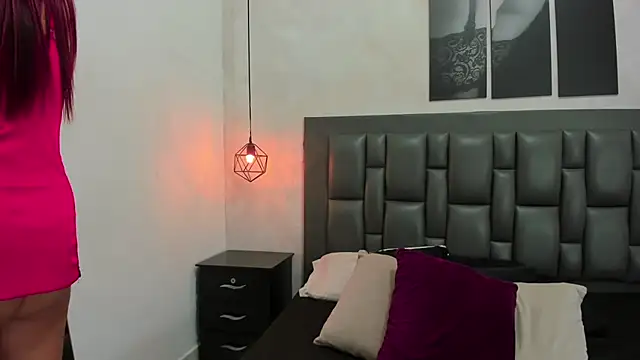 dakota roussee online show from 11-13-25, 12:15