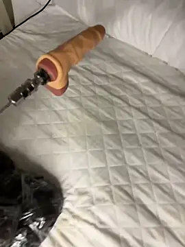 Ozge-SluttyScream69 online show from 11-01-25, 11:07