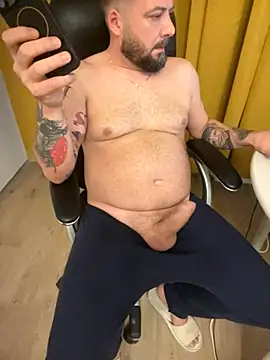 DavidMaros online show from 11-08-25, 02:56